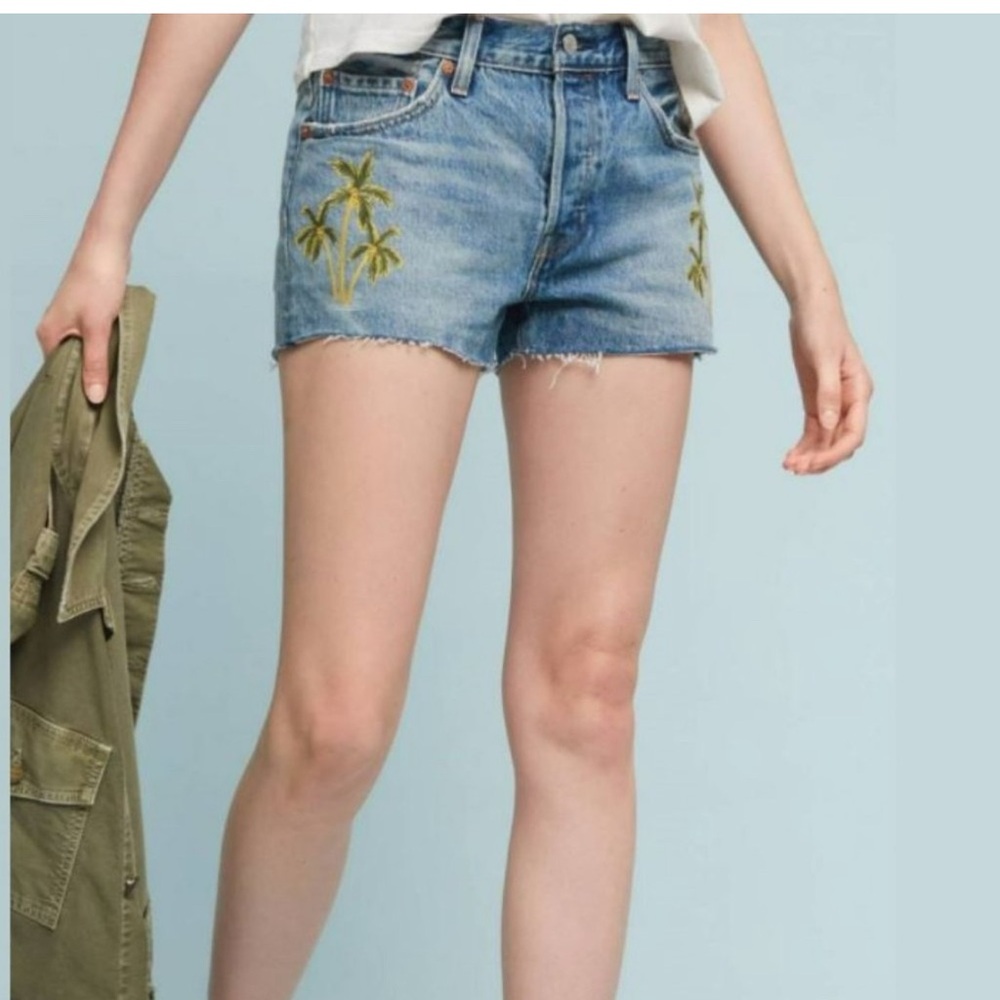 Levi's 501 Wild Dreaming Palm Tree Embroidered Short and one TRUE RELIGION short - Picture 7 of 12